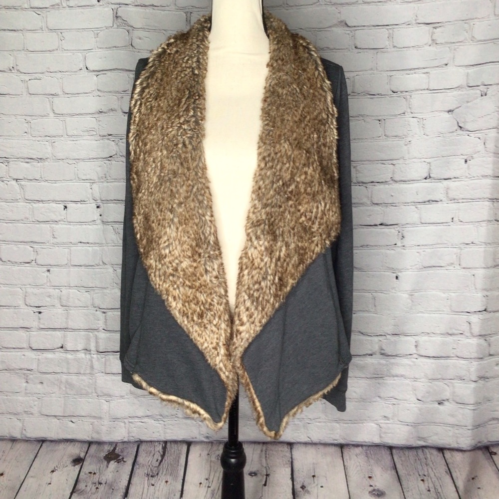 Hollister Gray Faux Fur Open Front Asymmetrical Cardigan M/L